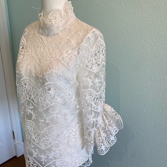 INA White Lacy Top Brand New - Picture 2 of 6